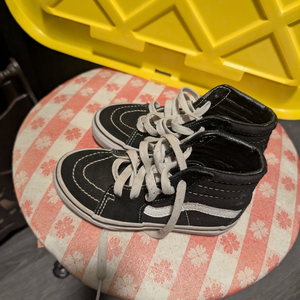 Black kids Vans hightops